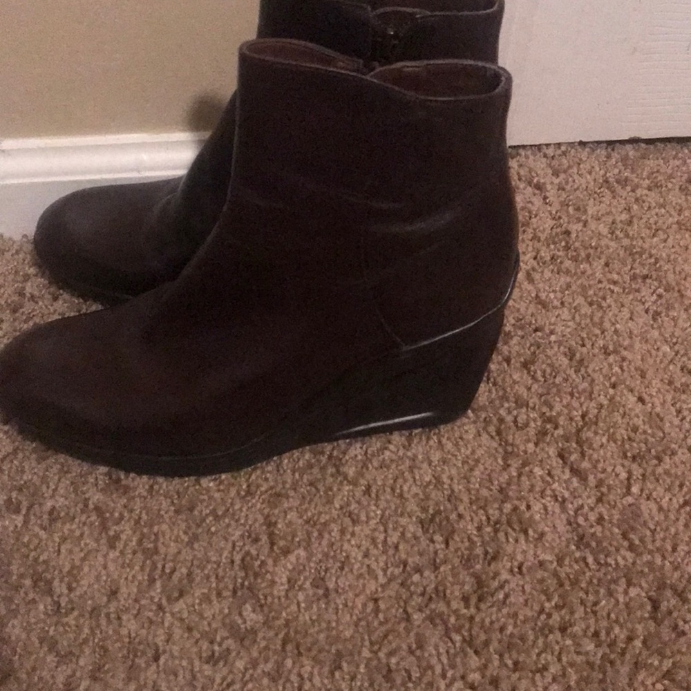 Booties - Picture 4 of 4